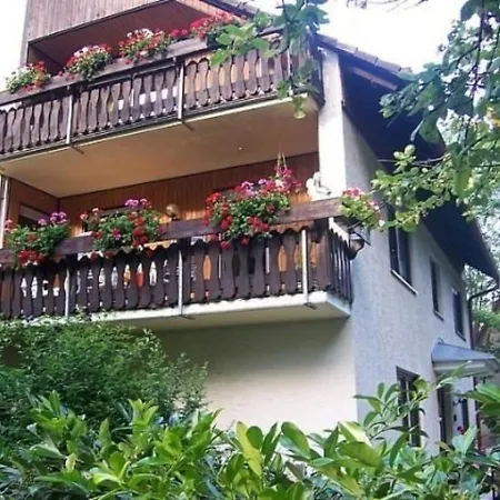 Erdgeschoss-wohnung Mit Privater Terrasse Fuer Sechs Personen Apartman Gößweinstein
